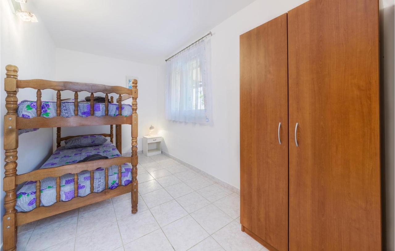 Cozy Apartment In Pula With Kitchen Экстерьер фото