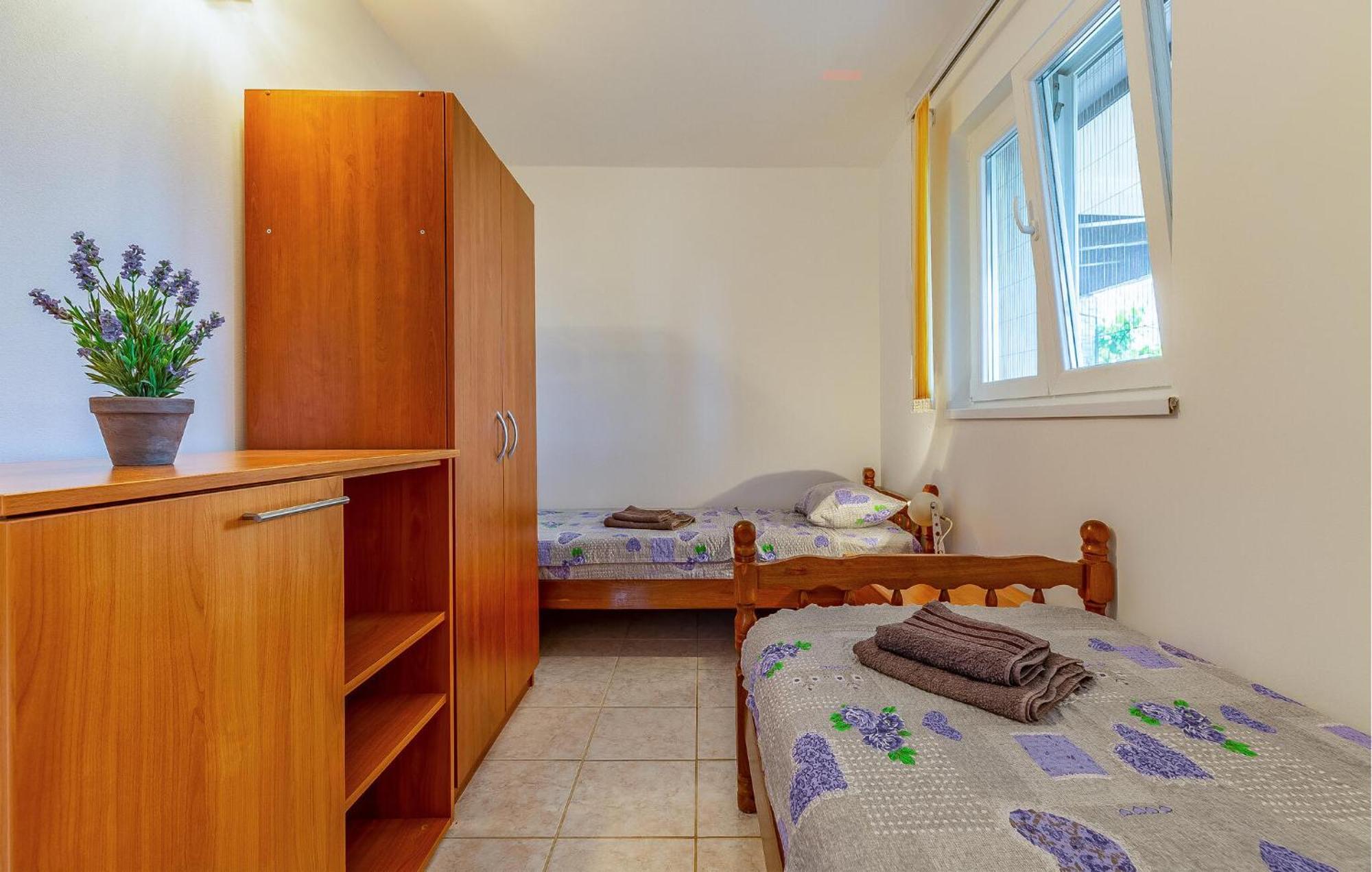 Cozy Apartment In Pula With Kitchen Экстерьер фото